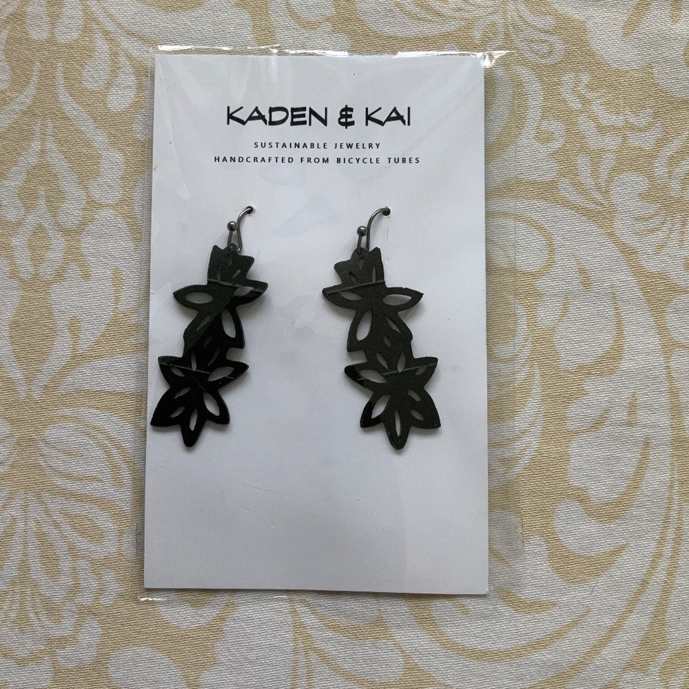 Flower earrings